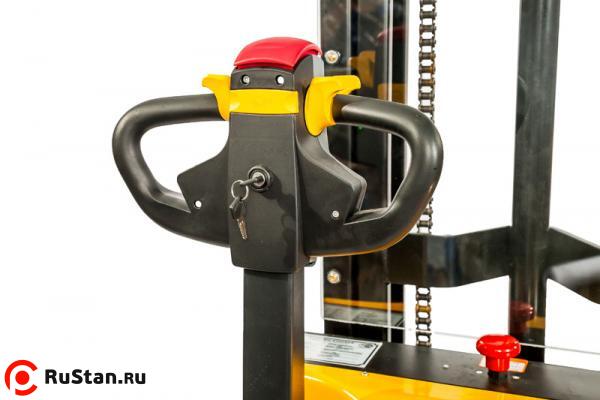 Штабелер электрический самоходный TOR 1,5т 3,5м PWS15S-3500 фото №2 Штабелер электрический самоходный TOR 1,5т 3,5м PWS15S-3500 фото №2