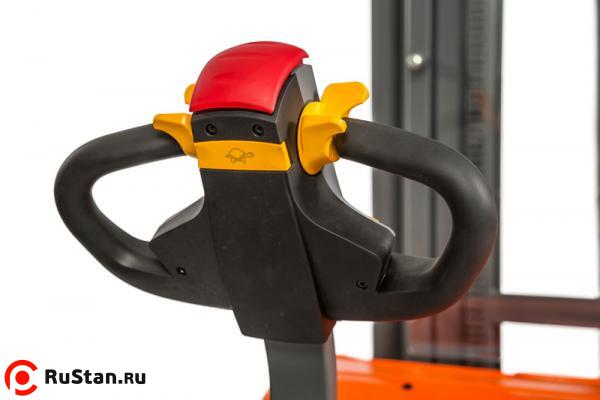 Штабелер электрический самоходный TOR 1.5т 3.5м CDDR15-II  фото №3 Штабелер электрический самоходный TOR 1.5т 3.5м CDDR15-II  фото №3