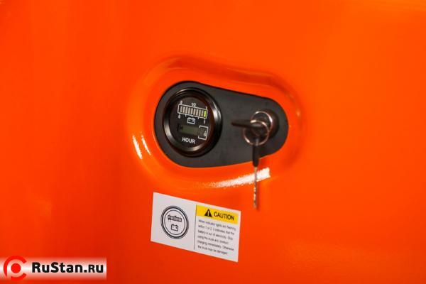 Штабелер электрический самоходный TOR 1.5т 5.6м CDDR15-II  фото №4 Штабелер электрический самоходный TOR 1.5т 5.6м CDDR15-II  фото №4