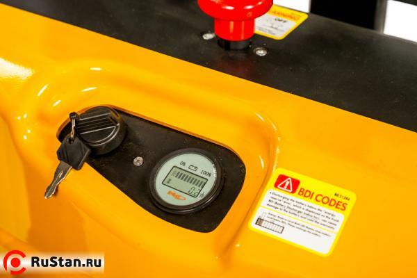 Штабелер электрический самоходный  TOR 1,2т 2,5м WS12S-2500 фото №2 Штабелер электрический самоходный  TOR 1,2т 2,5м WS12S-2500 фото №2