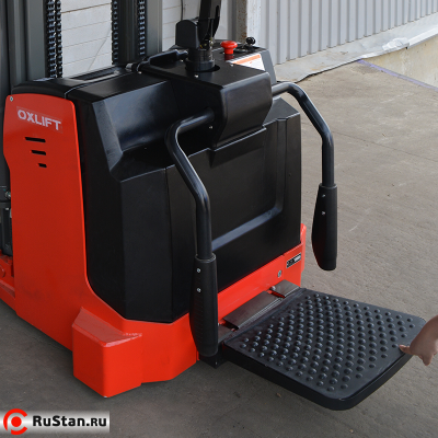 Самоходный Штабелер с Платформой для Оператора BX-4520 OXLIFT  4,5 м 2000 кг фото №3 Самоходный Штабелер с Платформой для Оператора BX-4520 OXLIFT  4,5 м 2000 кг фото №3