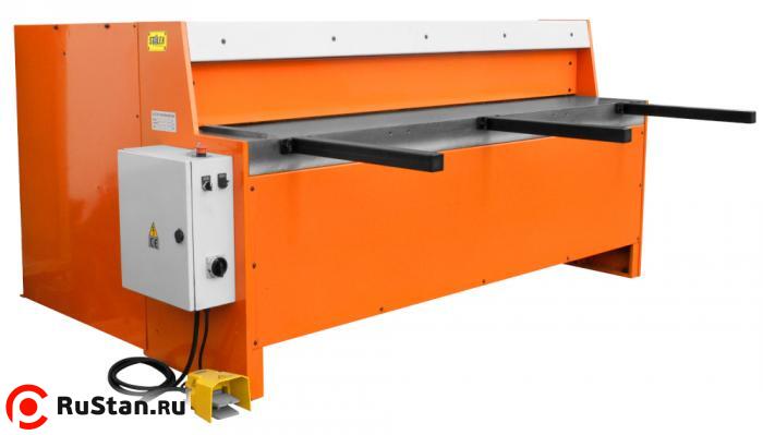 Гильотина электромеханическая Stalex Q11 фото №3 Гильотина электромеханическая Stalex Q11 фото №3
