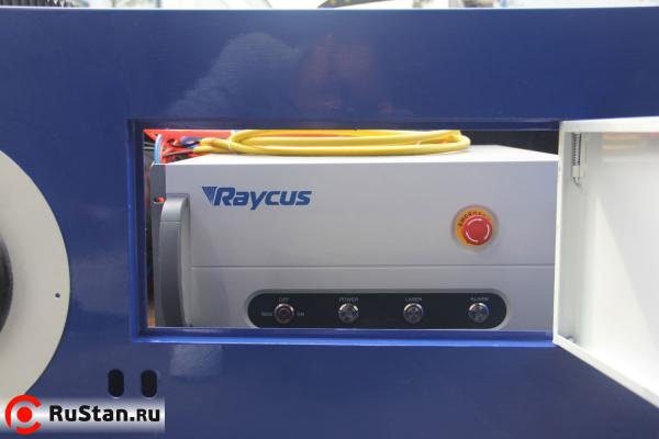 Лазерный излучатель Raycus фото №2 Лазерный излучатель Raycus фото №2