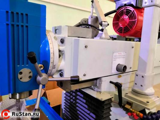 Универсальный фрезерный станок XL8140 с УЦИ фото №16 Универсальный фрезерный станок XL8140 с УЦИ фото №16