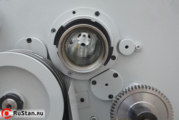 Внутренний диаметр шпинделя составляет 58 мм. фото №5 METAL MASTER Z46200 фото №5