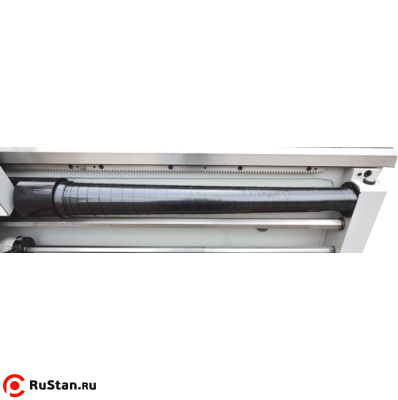 На ходовой винт смонтирован защитный кожух для защиты от стружки. фото №9 METAL MASTER Z51100 DRO RFS фото №9